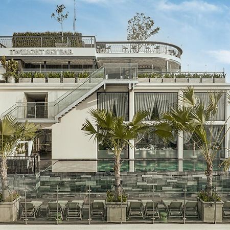 Hotel La Siesta Premium Saigon Ho-Chi-Minh-Stadt Exterior foto The Standard, Hollywood